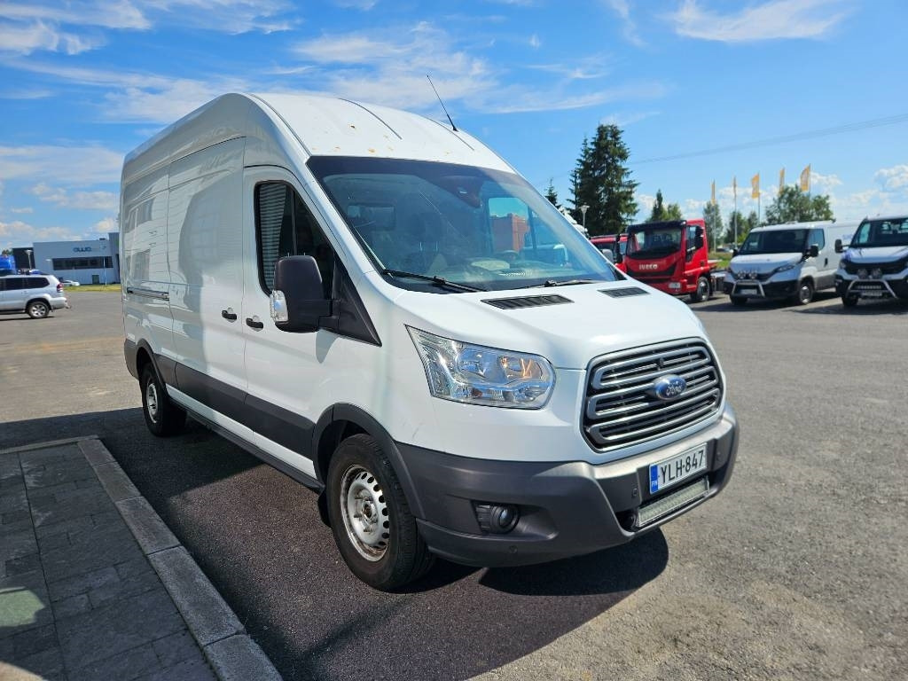 Ford Transit - Цельнометаллический фургон: фото 2 Ford Transit - Цельнометаллический фургон: фото 2