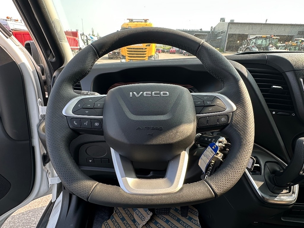 Новый Цельнометаллический фургон Iveco Daily 35S16A8 12m3: фото 12
