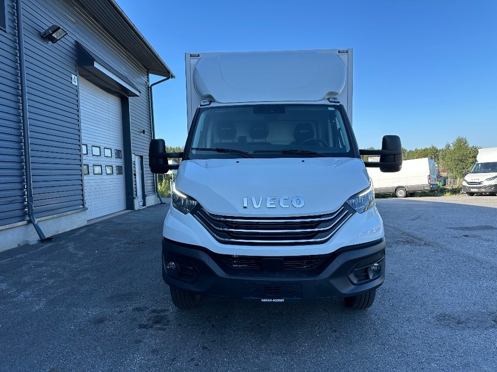 Iveco Daily 72C18 A8 - Фургон с закрытым кузовом: фото 2 Iveco Daily 72C18 A8 - Фургон с закрытым кузовом: фото 2