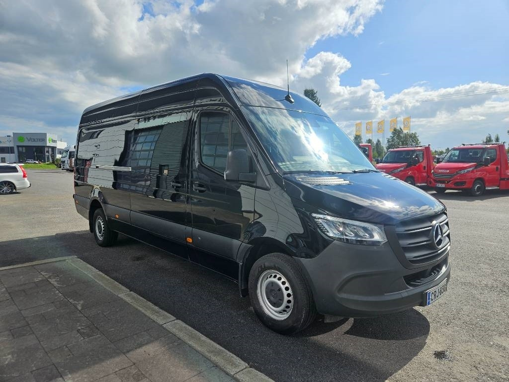 Mercedes-Benz Sprinter 317 RWD - Цельнометаллический фургон: фото 2 Mercedes-Benz Sprinter 317 RWD - Цельнометаллический фургон: фото 2