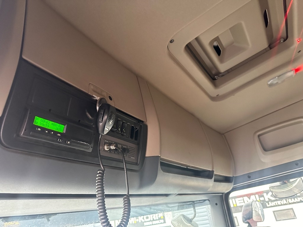 Тросовый мультилифт Scania R520 8x2/4: фото 19 Тросовый мультилифт Scania R520 8x2/4: фото 19