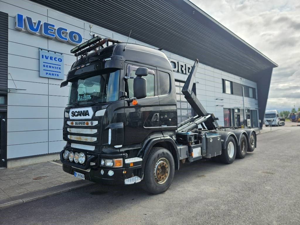 Scania R560 8x4 6.4m hyvalift - Крюковой мультилифт: фото 1 Scania R560 8x4 6.4m hyvalift - Крюковой мультилифт: фото 1