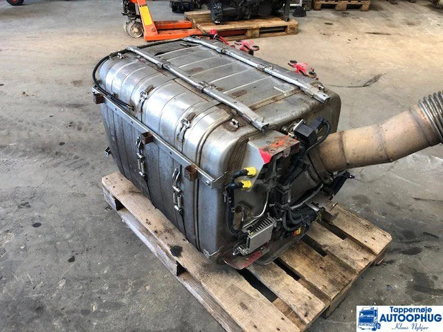 Mercedes-Benz Actros 2551 Exhaust P/N: A007 490 58 12 - Глушитель/ Выхлопная система для Грузовиков: фото 1 Mercedes-Benz Actros 2551 Exhaust P/N: A007 490 58 12 - Глушитель/ Выхлопная система для Грузовиков: фото 1