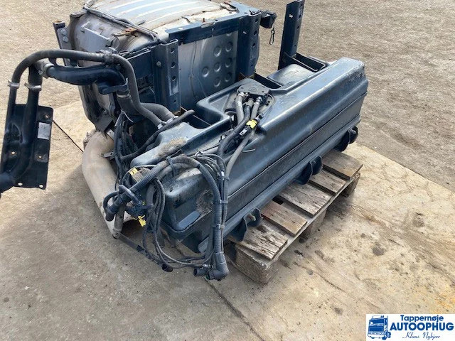 Scania 2173142 Adblue tank - Бак для AdBlue для Грузовиков: фото 2 Scania 2173142 Adblue tank - Бак для AdBlue для Грузовиков: фото 2