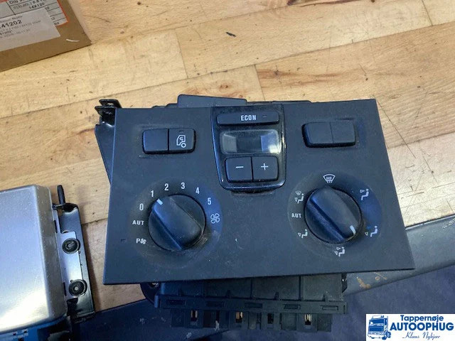 Scania ECU GMS P/N: 2148226 / 2559113 - Блок управления для Грузовиков: фото 3 Scania ECU GMS P/N: 2148226 / 2559113 - Блок управления для Грузовиков: фото 3