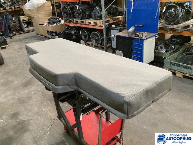 Scania Extendable bed – Scania 2674178 - Кабина и интерьер для Грузовиков: фото 2 Scania Extendable bed – Scania 2674178 - Кабина и интерьер для Грузовиков: фото 2