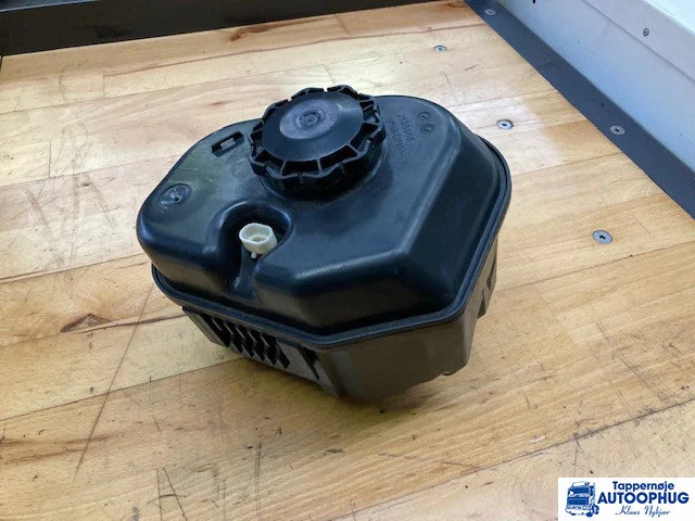 Scania Servostyring beholder Scania 2588968 , 2481320 - Рулевое управление для Грузовиков: фото 3 Scania Servostyring beholder Scania 2588968 , 2481320 - Рулевое управление для Грузовиков: фото 3