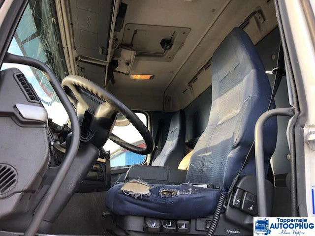 Рефрижератор Volvo FM330 Coolerbox 6×2: фото 8