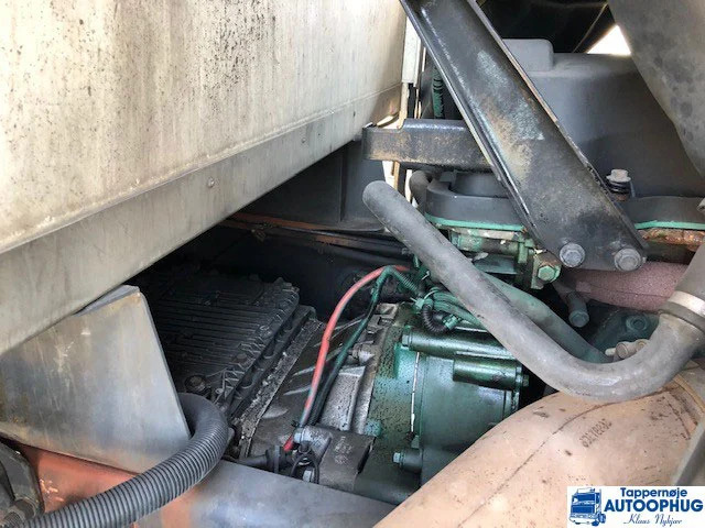 Рефрижератор Volvo FM330 Coolerbox 6×2: фото 9