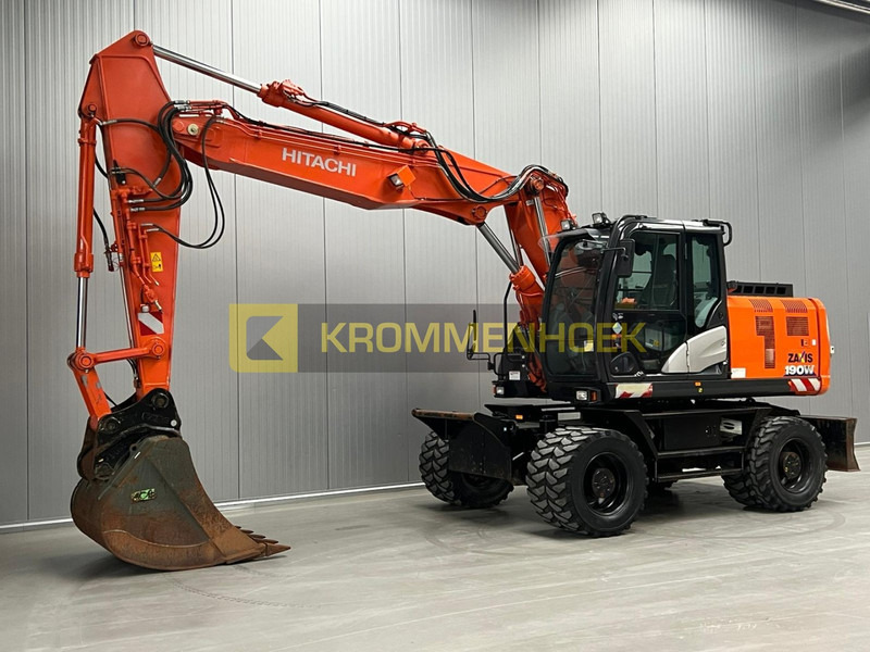 Hitachi ZX 190 W-6 - Колёсный экскаватор: фото 2 Hitachi ZX 190 W-6 - Колёсный экскаватор: фото 2