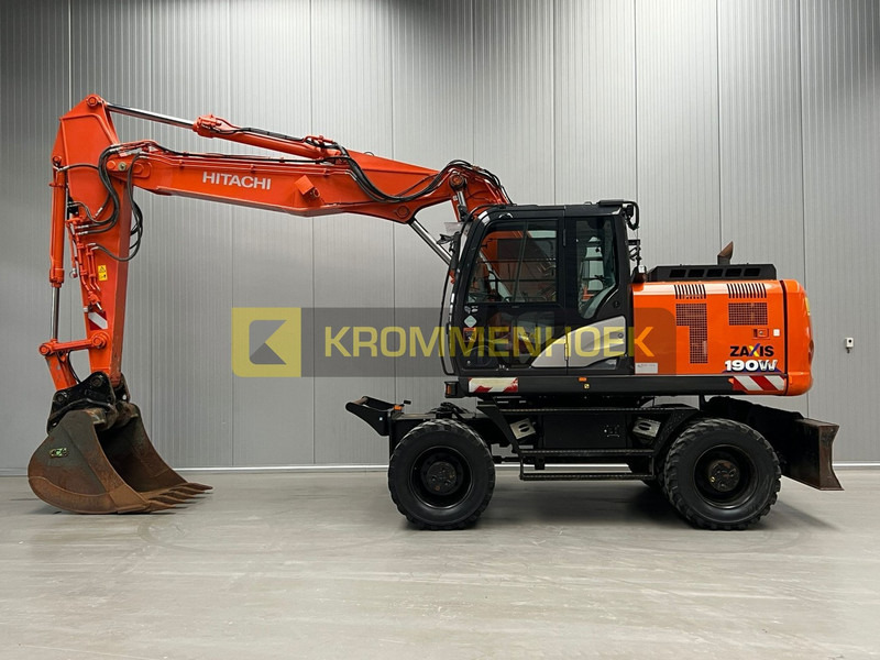 Hitachi ZX 190 W-6 - Колёсный экскаватор: фото 1 Hitachi ZX 190 W-6 - Колёсный экскаватор: фото 1