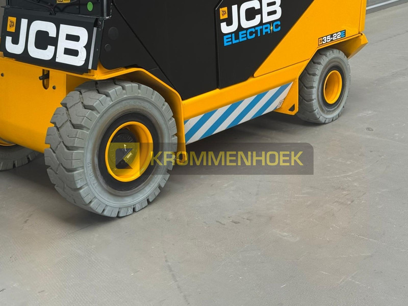 Телескопический погрузчик JCB TLT 35-22E Demo: фото 11