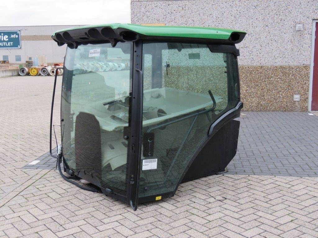 John Deere 6135R, 6145R, 6155R - Кабина для Сельскохозяйственной техники: фото 5 John Deere 6135R, 6145R, 6155R - Кабина для Сельскохозяйственной техники: фото 5