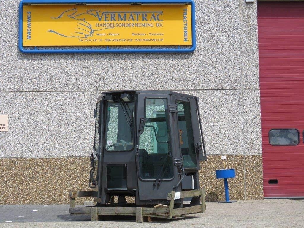 New Holland CE - Кабина для Строительной техники: фото 1 New Holland CE - Кабина для Строительной техники: фото 1