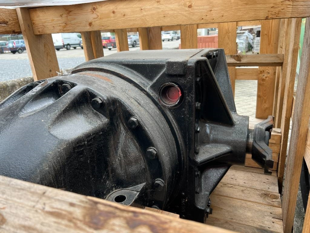 New Holland Front Axle New Holland T9 / Case Steiger - CNH - - Рама/ Шасси для Сельскохозяйственной техники: фото 1 New Holland Front Axle New Holland T9 / Case Steiger - CNH - - Рама/ Шасси для Сельскохозяйственной техники: фото 1