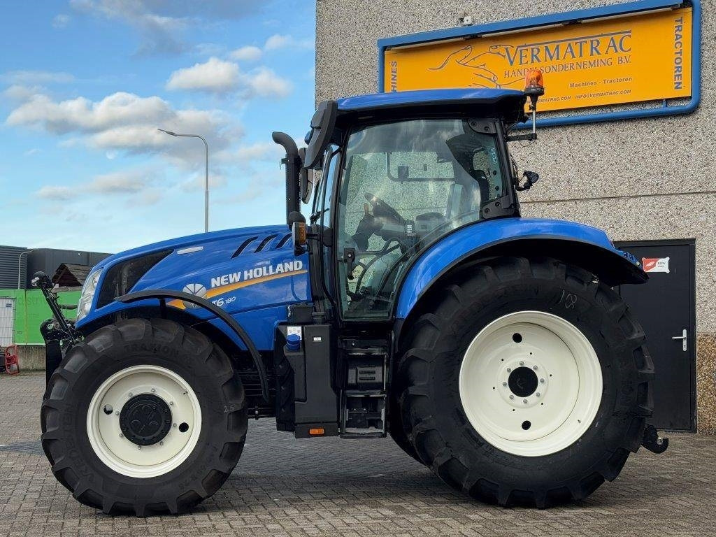 New Holland T6.180 Dynamic Command, frontlinkage, Stage V, GPS - Трактор: фото 2 New Holland T6.180 Dynamic Command, frontlinkage, Stage V, GPS - Трактор: фото 2