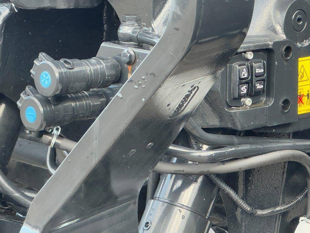 New Holland T6.180 Dynamic Command, frontlinkage, Stage V, GPS - Трактор: фото 5 New Holland T6.180 Dynamic Command, frontlinkage, Stage V, GPS - Трактор: фото 5