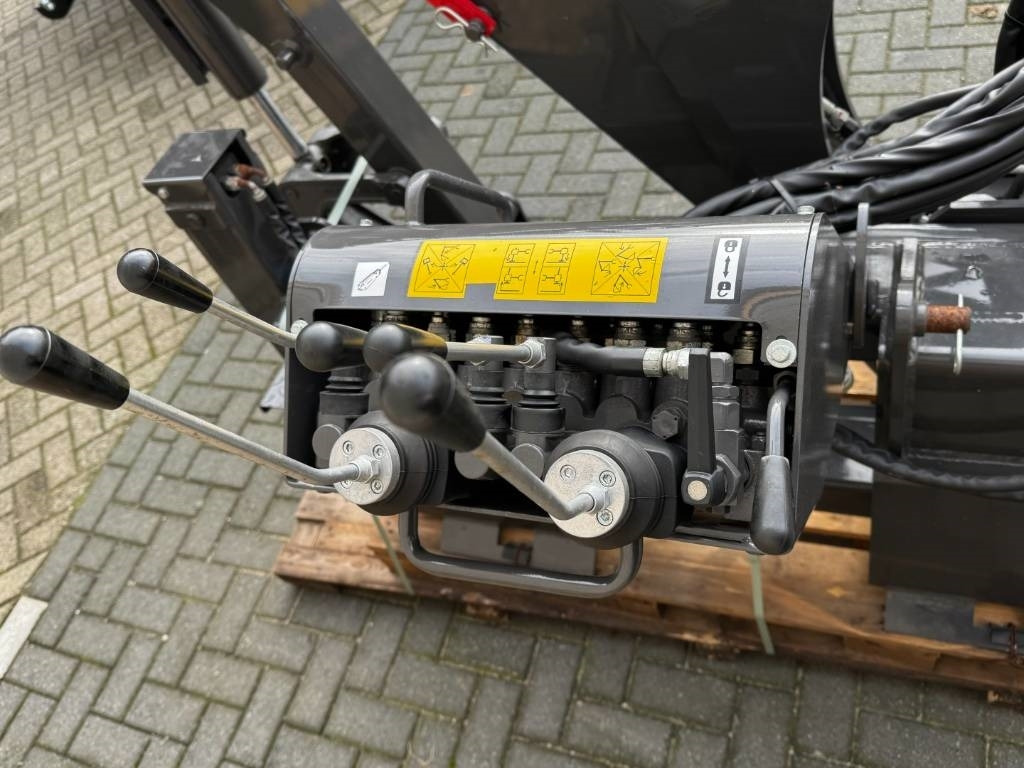 Экскаватор Skidsteer Skid steer loader – excavator arm – broo: фото 9 Экскаватор Skidsteer Skid steer loader – excavator arm – broo: фото 9