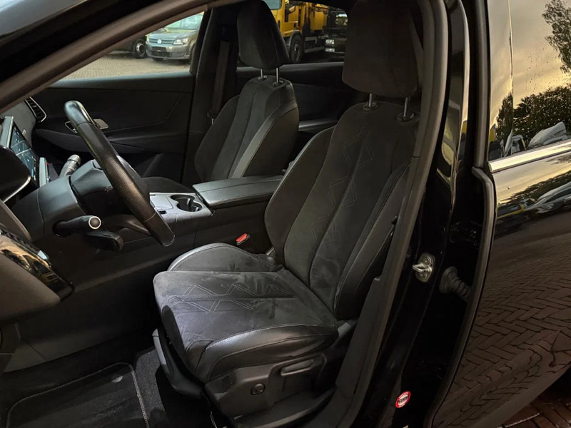 DS Ds 7 Crossback DS Performance Line NL Auto 360 Cam Xenon Led Groot Navi Leder/ Alcantara Cruise Lmv Veel Opties! - Внедорожник: фото 5 DS Ds 7 Crossback DS Performance Line NL Auto 360 Cam Xenon Led Groot Navi Leder/ Alcantara Cruise Lmv Veel Opties! - Внедорожник: фото 5