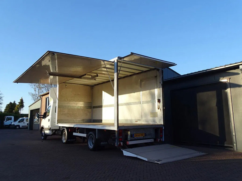 Iveco Daily 35C17 Be combinatie be trekker podium oplegger 3080 KG laadvm. 1.5 Ton Laadklep - Тягач: фото 5 Iveco Daily 35C17 Be combinatie be trekker podium oplegger 3080 KG laadvm. 1.5 Ton Laadklep - Тягач: фото 5