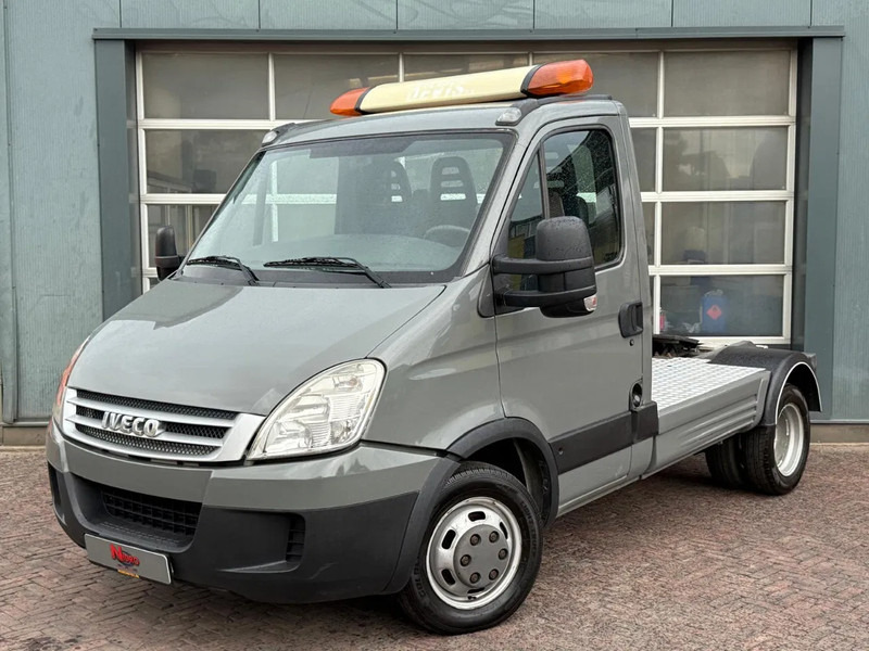Iveco Daily 35C18 BE TREKKER 3 ZITS EURO 5 12 TON - Тягач: фото 3 Iveco Daily 35C18 BE TREKKER 3 ZITS EURO 5 12 TON - Тягач: фото 3