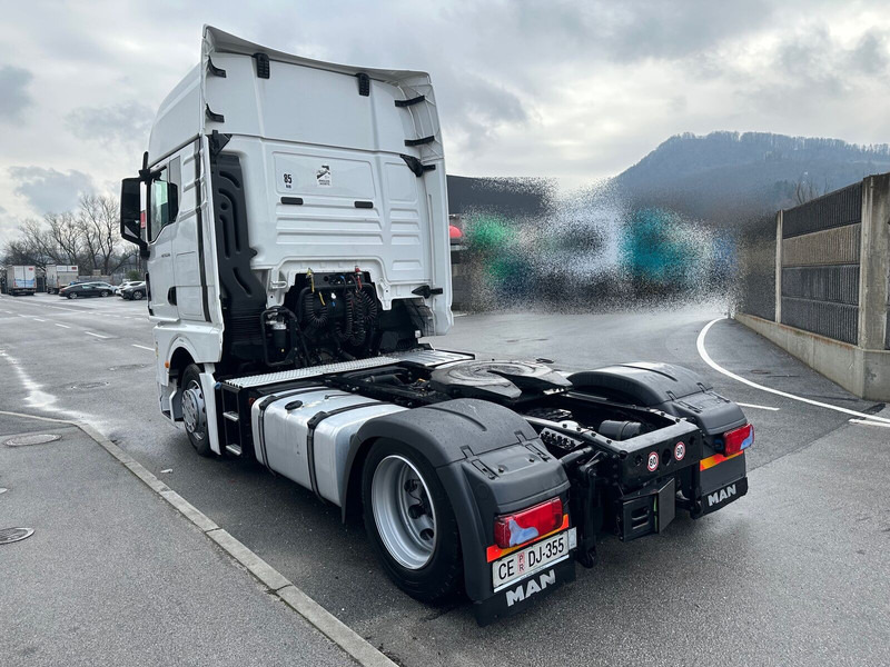 MAN TGX 18.510 4X2 LL SA Intarder Klima ACC - Тягач: фото 4 MAN TGX 18.510 4X2 LL SA Intarder Klima ACC - Тягач: фото 4