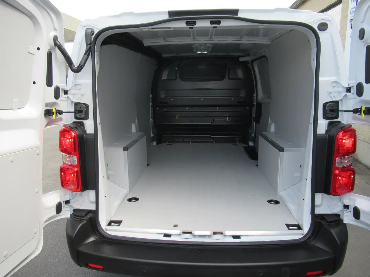 Fiat Scudo L3,bte auto, 145cv, neuf, 25900€+TVA - Цельнометаллический фургон: фото 5 Fiat Scudo L3,bte auto, 145cv, neuf, 25900€+TVA - Цельнометаллический фургон: фото 5