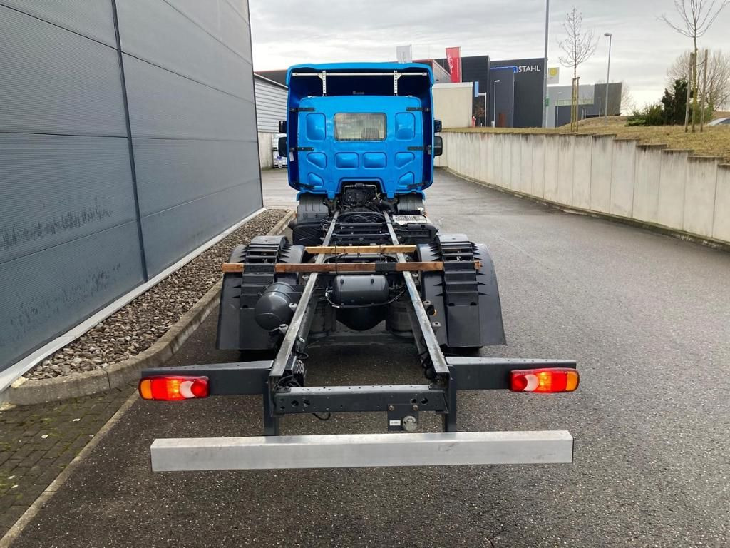 Тентованный грузовик DAF LF 210 FA Standheizung / 5.00m Rd / 7.490kg: фото 7 Тентованный грузовик DAF LF 210 FA Standheizung / 5.00m Rd / 7.490kg: фото 7