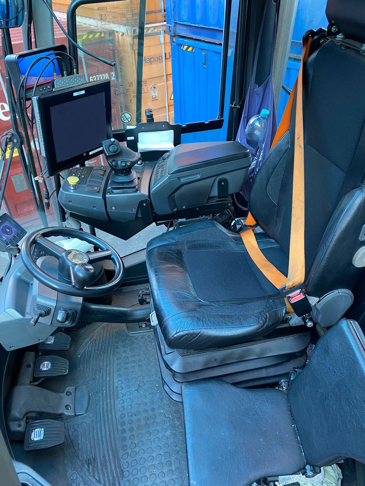 Контейнерный погрузчик KALMAR DCG100-45ED7: фото 10 Контейнерный погрузчик KALMAR DCG100-45ED7: фото 10