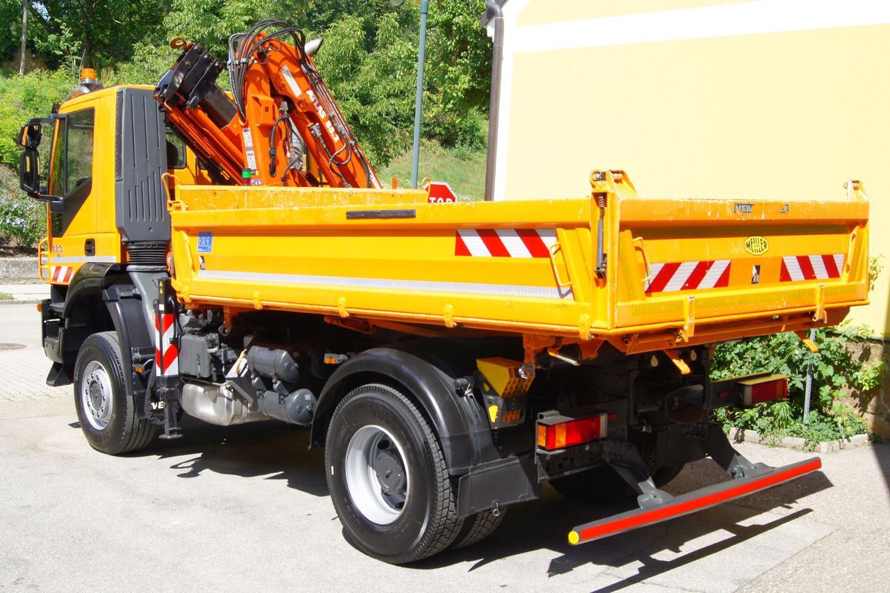 IVECO 190T33 Trakker 4x4/ATLAS 85.2/Euro5/Winterdienst/Streuer - Автоманипулятор: фото 4 IVECO 190T33 Trakker 4x4/ATLAS 85.2/Euro5/Winterdienst/Streuer - Автоманипулятор: фото 4
