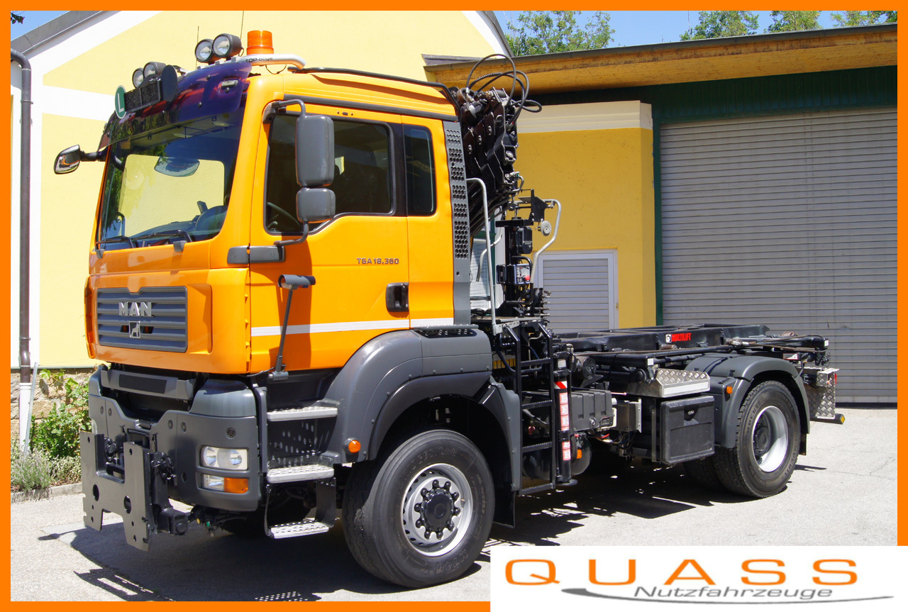 MAN TGA 18.360 BL 4x4/Euro 4/TÜV/HIAB 111/MULTILIFT/Winterdienst - Крюковой мультилифт, Автоманипулятор: фото 1 MAN TGA 18.360 BL 4x4/Euro 4/TÜV/HIAB 111/MULTILIFT/Winterdienst - Крюковой мультилифт, Автоманипулятор: фото 1