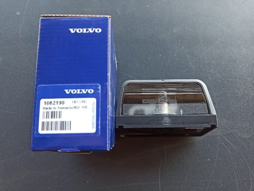 VOLVO NUBER PLATE LAMP - 1082190 - Свет/ Освещение для Грузовиков: фото 1 VOLVO NUBER PLATE LAMP - 1082190 - Свет/ Освещение для Грузовиков: фото 1