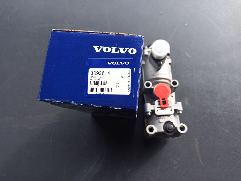 VOLVO RETARDER VALVE 3092614 - Тормозной клапан для Грузовиков: фото 2 VOLVO RETARDER VALVE 3092614 - Тормозной клапан для Грузовиков: фото 2