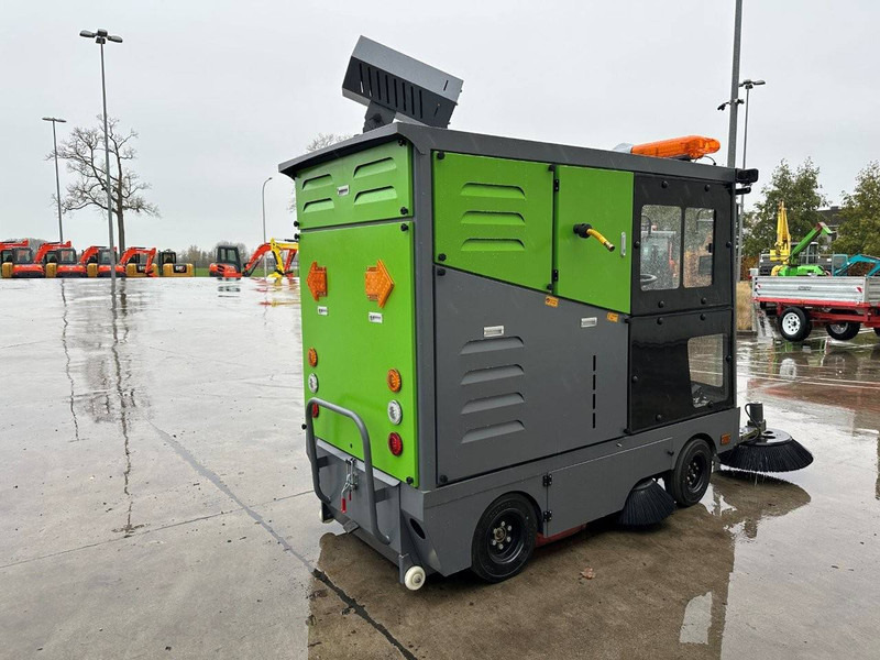 Å koda DY2400 - Подметально-уборочная машина: фото 5 Å koda DY2400 - Подметально-уборочная машина: фото 5