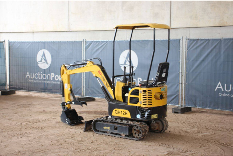 AGT Industrial QH12R - Мини-экскаватор: фото 3 AGT Industrial QH12R - Мини-экскаватор: фото 3