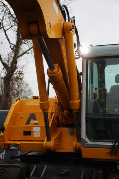 Колёсный экскаватор Atlas 1404: фото 12 Колёсный экскаватор Atlas 1404: фото 12