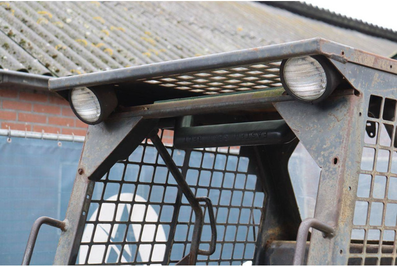 Колёсный погрузчик Bobcat 743: фото 12