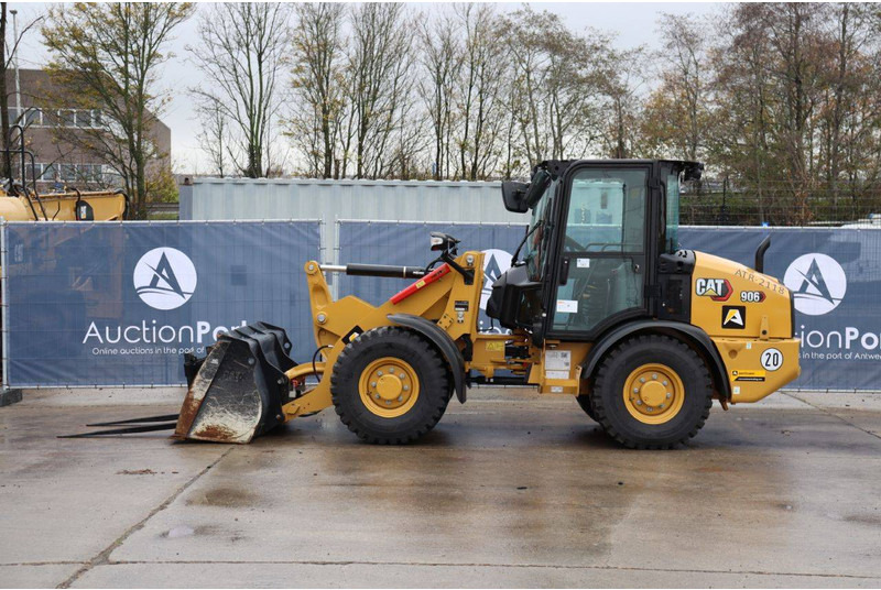 Caterpillar 906 - Колёсный погрузчик: фото 2 Caterpillar 906 - Колёсный погрузчик: фото 2