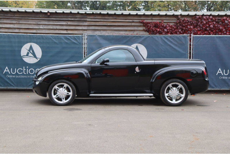 Chevrolet SSR - Легковой автомобиль: фото 2 Chevrolet SSR - Легковой автомобиль: фото 2