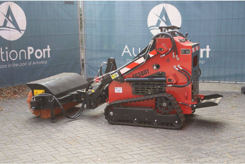 EGN EG380T - Гусеничный погрузчик: фото 3 EGN EG380T - Гусеничный погрузчик: фото 3