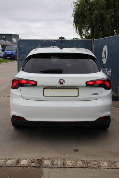 Fiat Tipo - Седан: фото 4 Fiat Tipo - Седан: фото 4