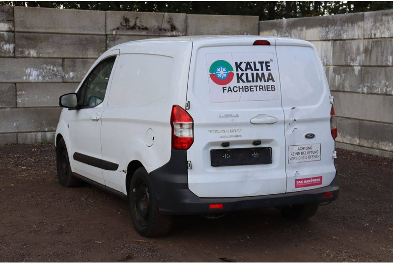 Ford Transit Courier - Цельнометаллический фургон: фото 4 Ford Transit Courier - Цельнометаллический фургон: фото 4