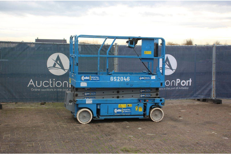 Genie GS-2046 - Ножничный подъемник: фото 1 Genie GS-2046 - Ножничный подъемник: фото 1