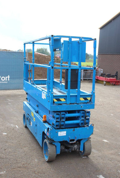 Ножничный подъемник Genie GS2032: фото 6 Ножничный подъемник Genie GS2032: фото 6