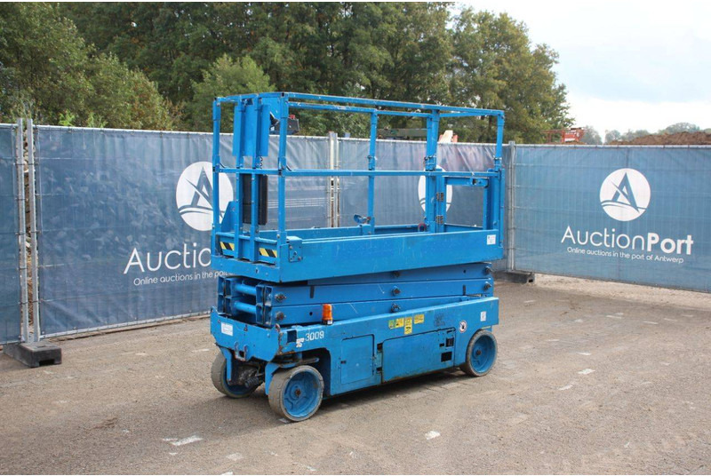 Ножничный подъемник Genie GS2032: фото 8 Ножничный подъемник Genie GS2032: фото 8