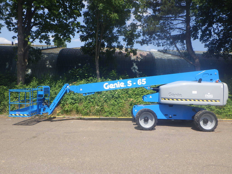 Genie S-65 - Телескопический подъемник: фото 1 Genie S-65 - Телескопический подъемник: фото 1