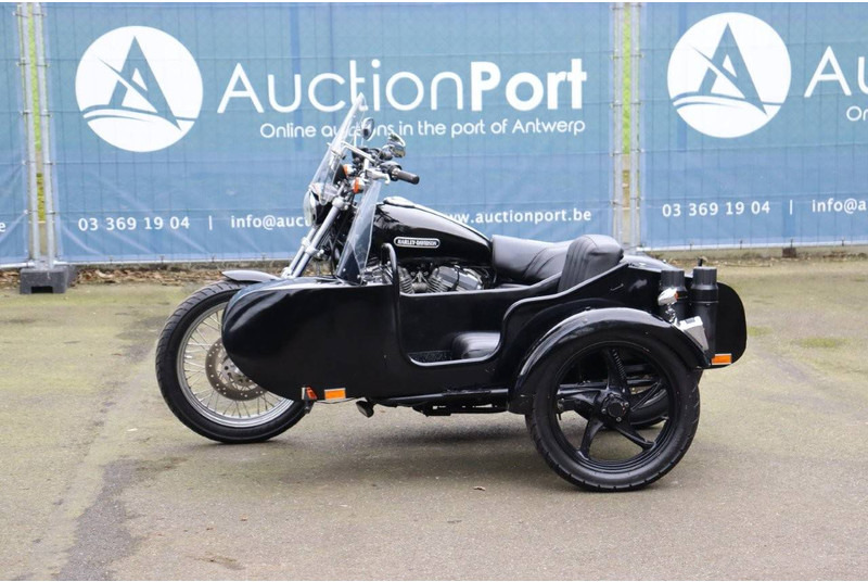 Harley-Davidson Sporster XL883 - Мотоцикл: фото 1 Harley-Davidson Sporster XL883 - Мотоцикл: фото 1
