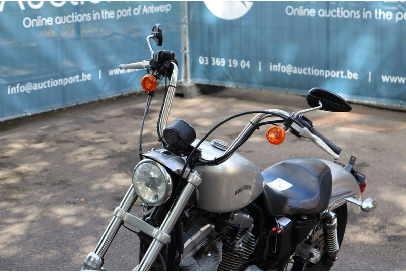 Мотоцикл Harley-Davidson Sportster XL 883 Roadster: фото 13 Мотоцикл Harley-Davidson Sportster XL 883 Roadster: фото 13