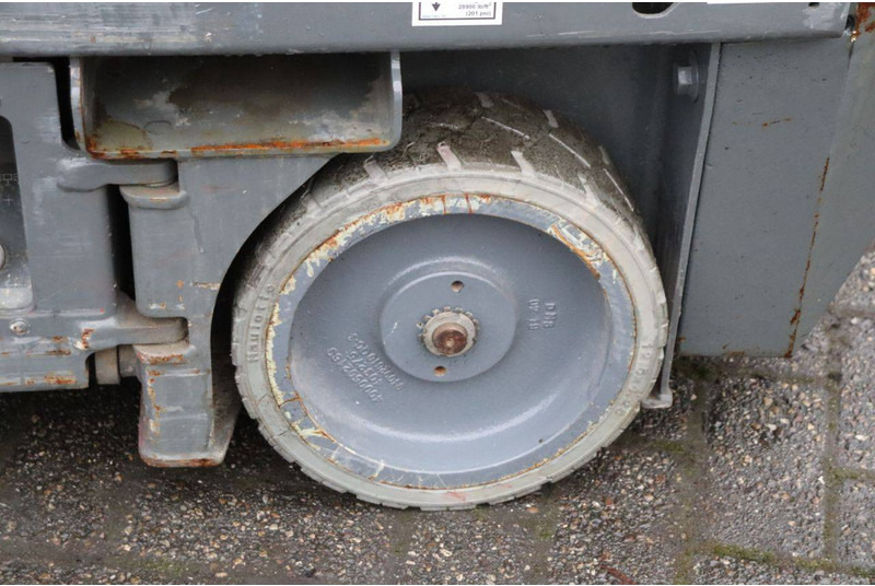 Ножничный подъемник Haulotte OPTIMUM 8AC: фото 12 Ножничный подъемник Haulotte OPTIMUM 8AC: фото 12