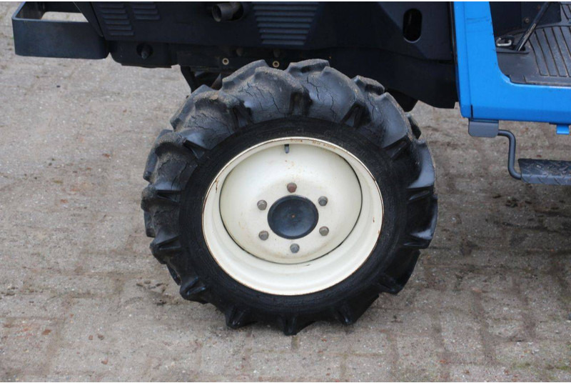 Трактор Iseki Landhope 205: фото 13